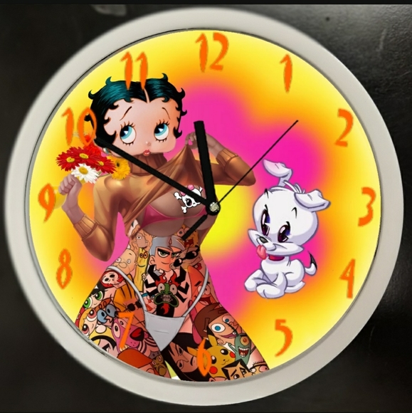 Betty Boop n pooch - Picture 3 of 3